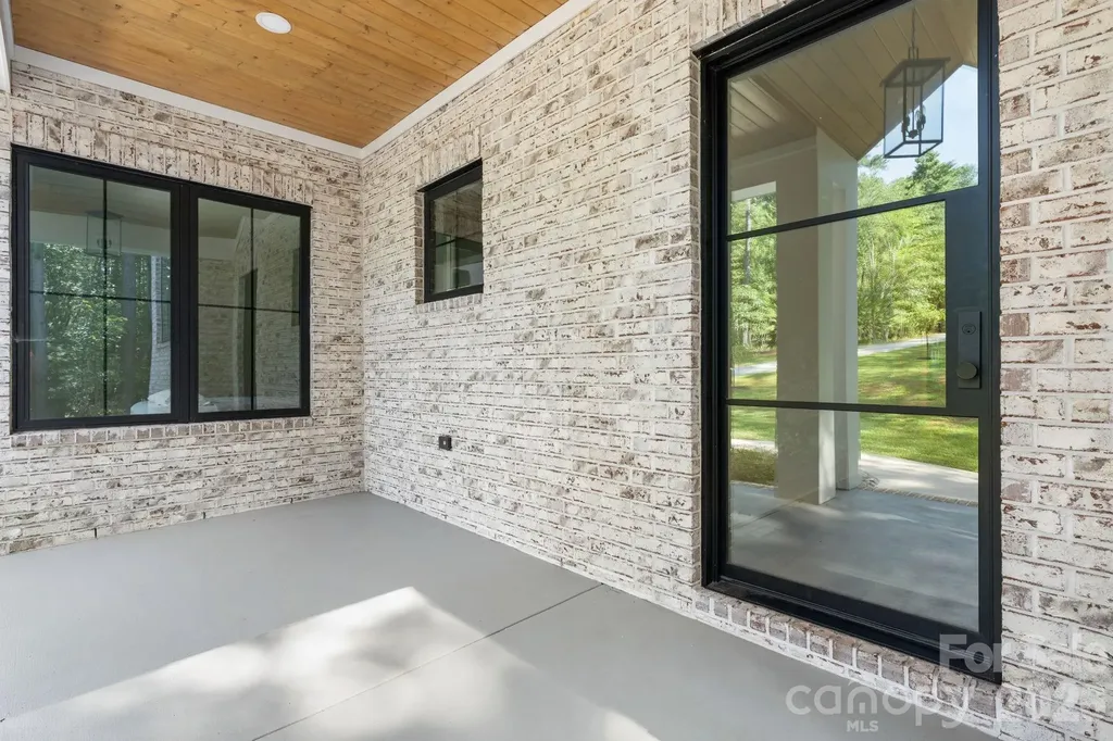 3738 George Court Denver NC 28037
