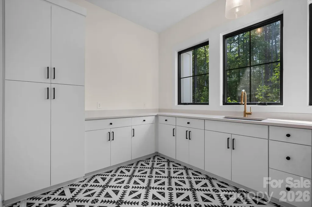 3738 George Court Denver NC 28037