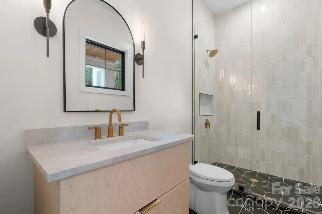 3738 George Court Denver NC 28037