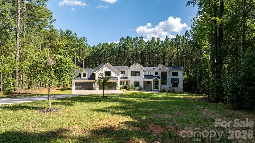 3738 George Court Denver NC 28037