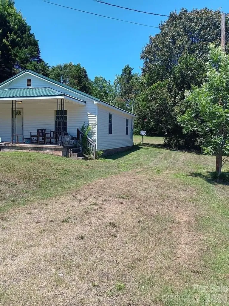 303 Lily Street Shelby NC 28152