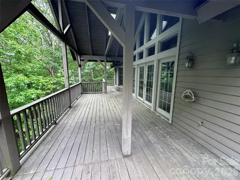 880 W Rochester Drive Cashiers NC 28717