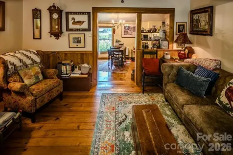 5950 N Us 19e Highway Newland NC 28657