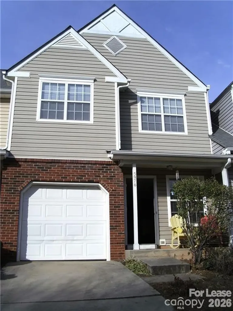 5976 Prescott Court Charlotte NC 28269