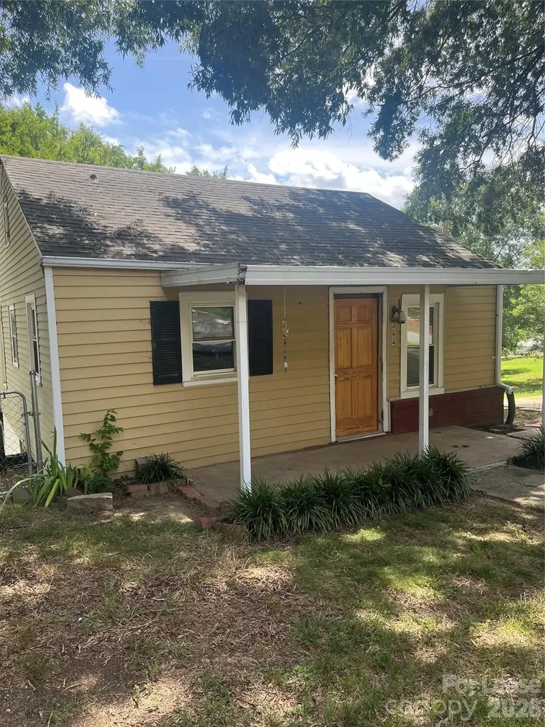 1494 Hilltop Street Albemarle NC 28001