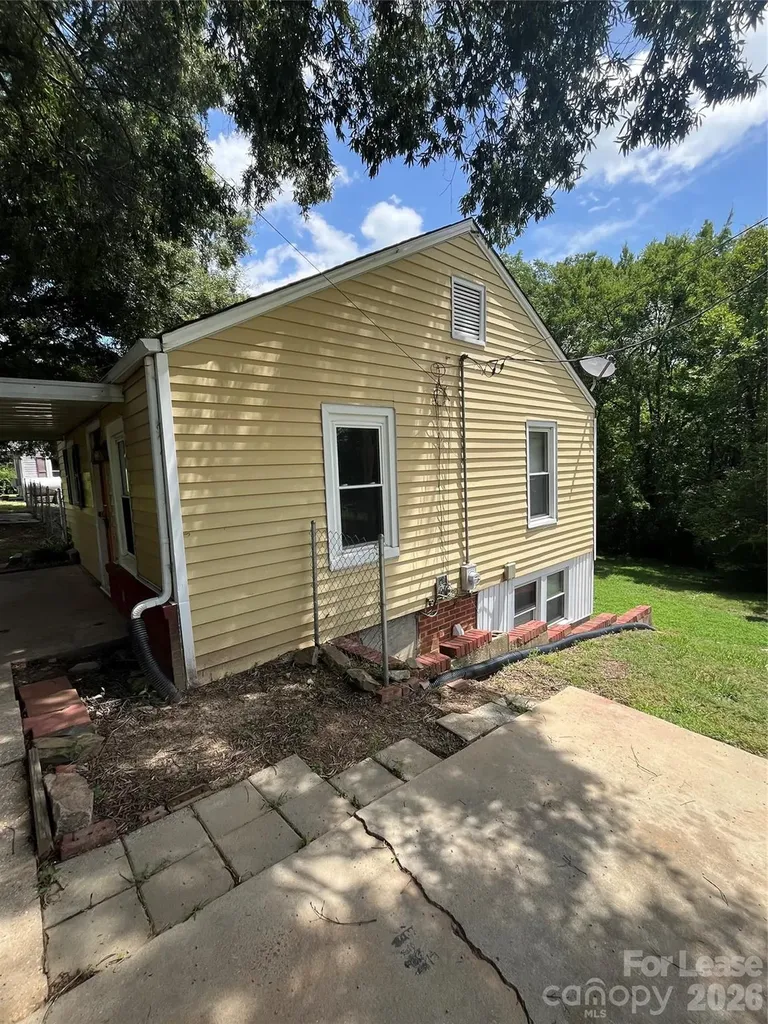 1494 Hilltop Street Albemarle NC 28001