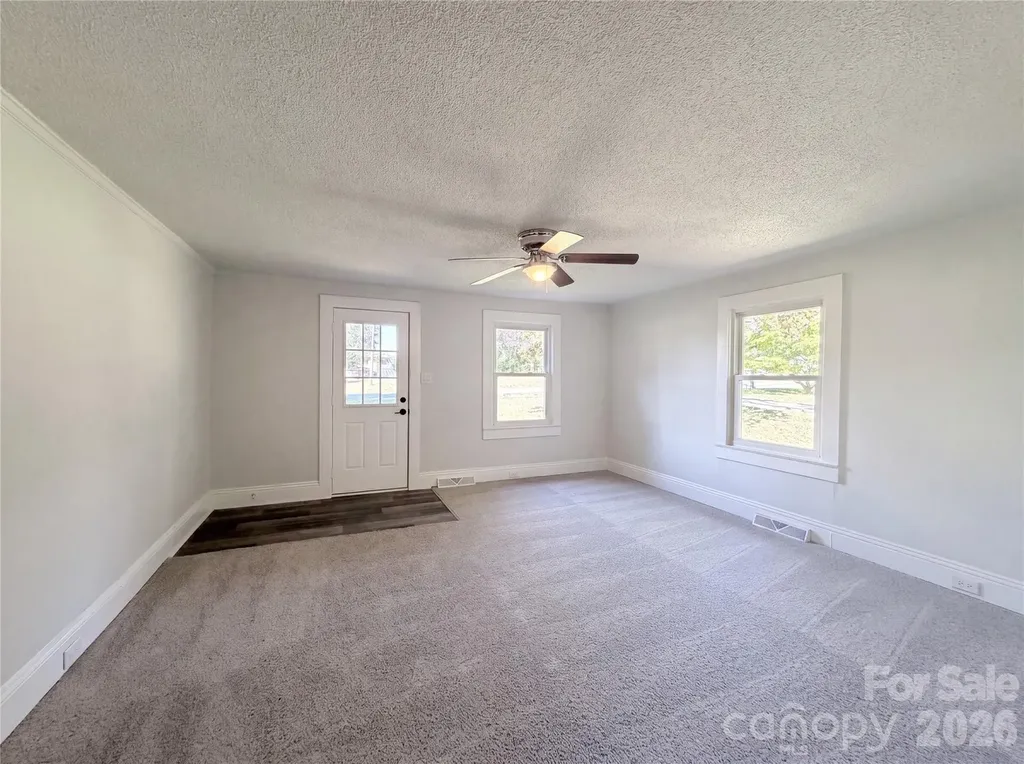 164 E Waterlynn Road Mooresville NC 28117
