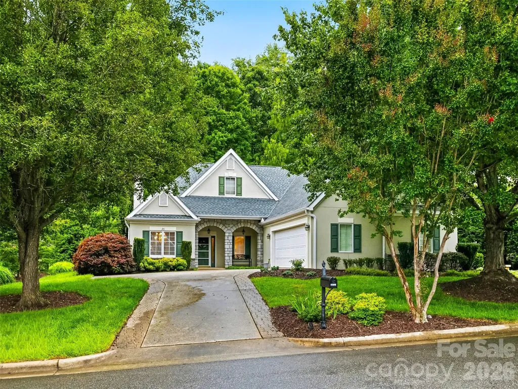 25 Clovelly Way Asheville NC 28803