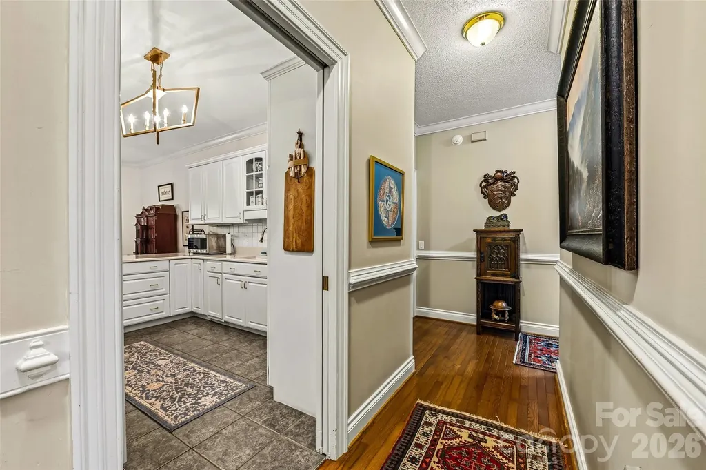 25 Clovelly Way Asheville NC 28803