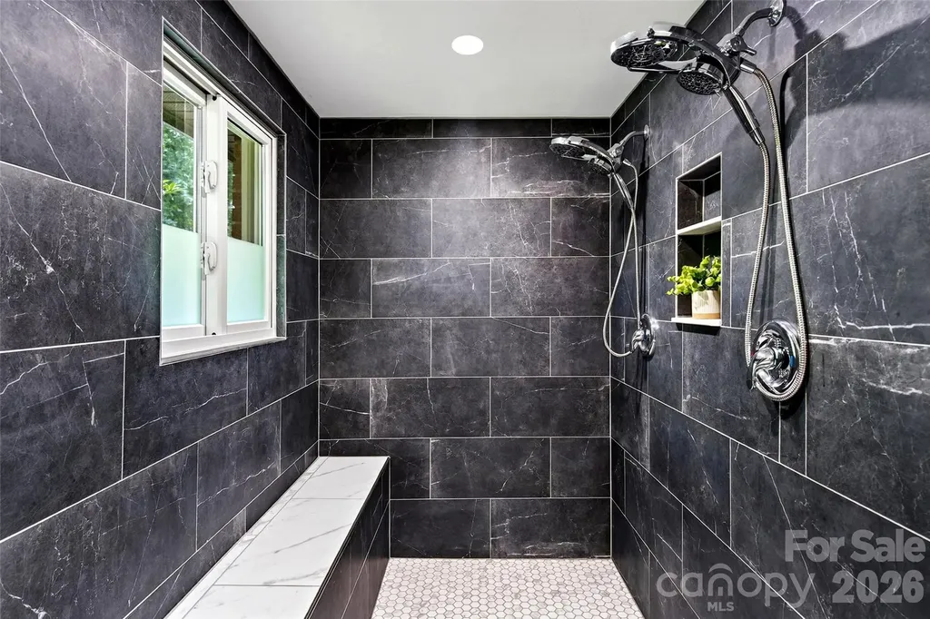 40 Mintz Lane Swannanoa NC 28778