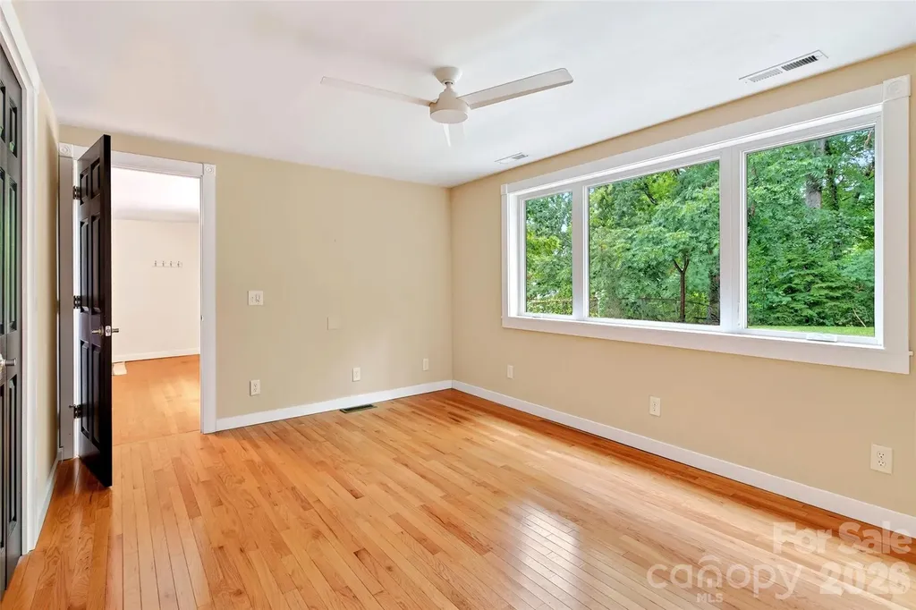 40 Mintz Lane Swannanoa NC 28778