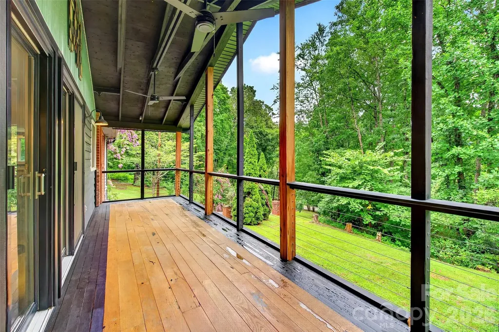 40 Mintz Lane Swannanoa NC 28778