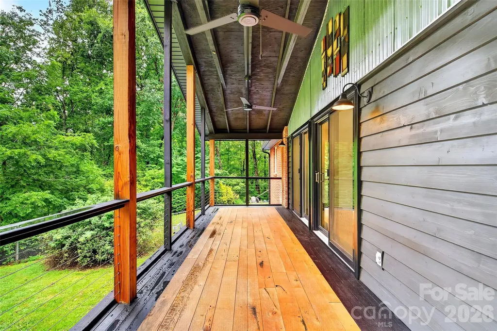 40 Mintz Lane Swannanoa NC 28778