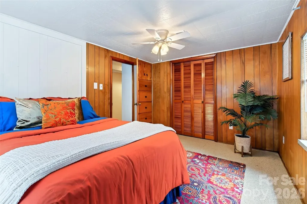 40 Mintz Lane Swannanoa NC 28778