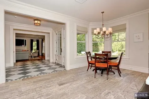 37 Fairview Avenue Woodcliff Lake NJ 07677