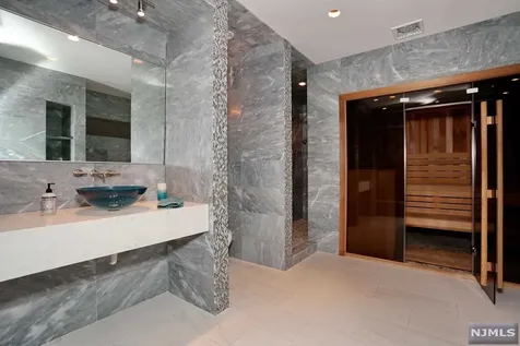 37 Fairview Avenue Woodcliff Lake NJ 07677