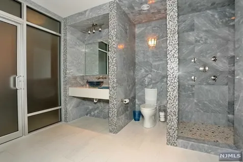 37 Fairview Avenue Woodcliff Lake NJ 07677