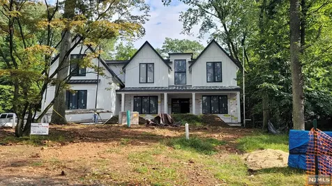 208 Engle Street Tenafly NJ 07670