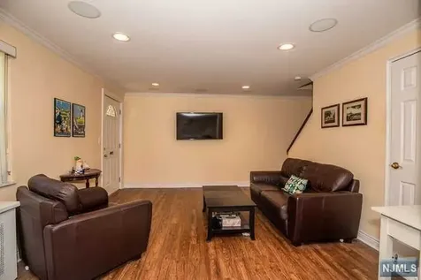 1267 Anderson Avenue Fort Lee NJ 07024