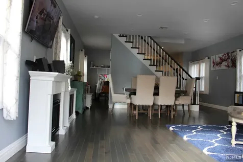 132 Hillcrest Place North Bergen NJ 07047