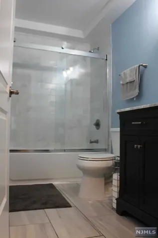 132 Hillcrest Place North Bergen NJ 07047