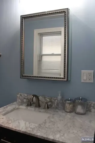 132 Hillcrest Place North Bergen NJ 07047