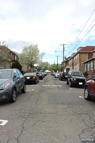 132 Hillcrest Place North Bergen NJ 07047