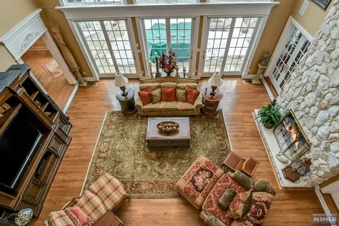 380 Crescent Drive Franklin Lakes NJ 07417