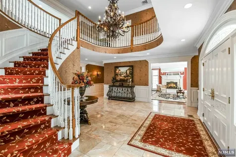380 Crescent Drive Franklin Lakes NJ 07417