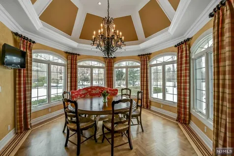 380 Crescent Drive Franklin Lakes NJ 07417