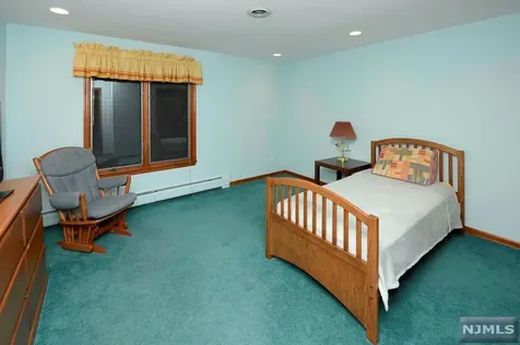 39 Gloria Drive Allendale NJ 07401