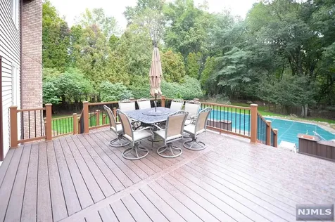 39 Gloria Drive Allendale NJ 07401