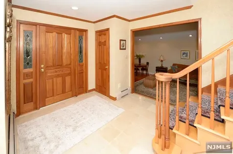 39 Gloria Drive Allendale NJ 07401