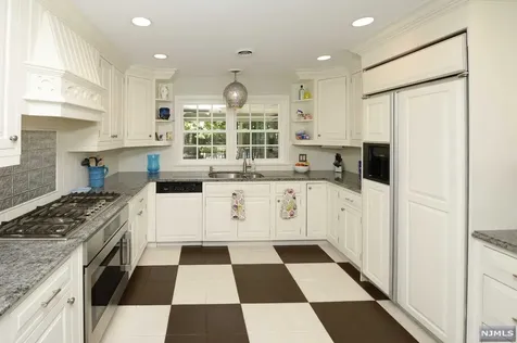 57 Walnut Street W Mahwah NJ 07430