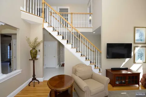 8 Copperfield Way Mahwah NJ 07430