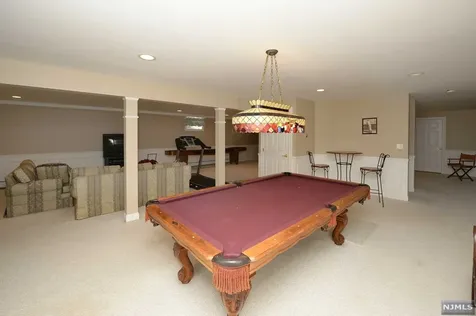 8 Copperfield Way Mahwah NJ 07430