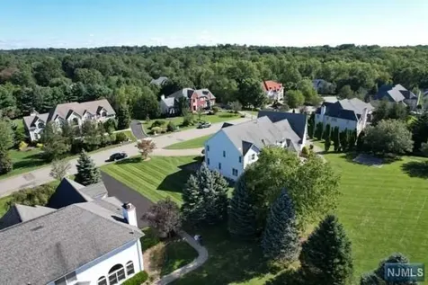 8 Copperfield Way Mahwah NJ 07430
