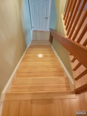 558 Ridge Lane Fort Lee NJ 07024