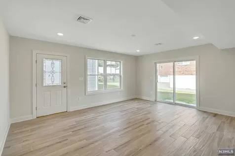 370 Chestnut Avenue South Hackensack NJ 07606