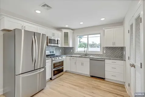 370 Chestnut Avenue South Hackensack NJ 07606