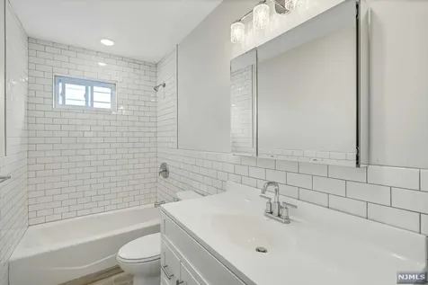 370 Chestnut Avenue South Hackensack NJ 07606
