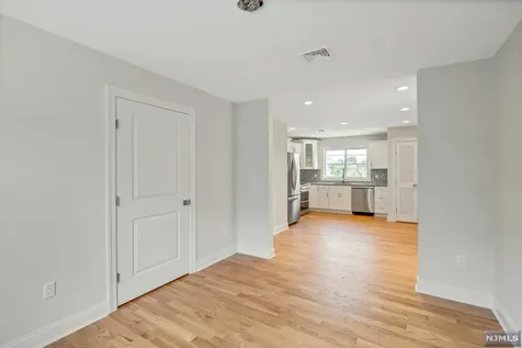 370 Chestnut Avenue South Hackensack NJ 07606