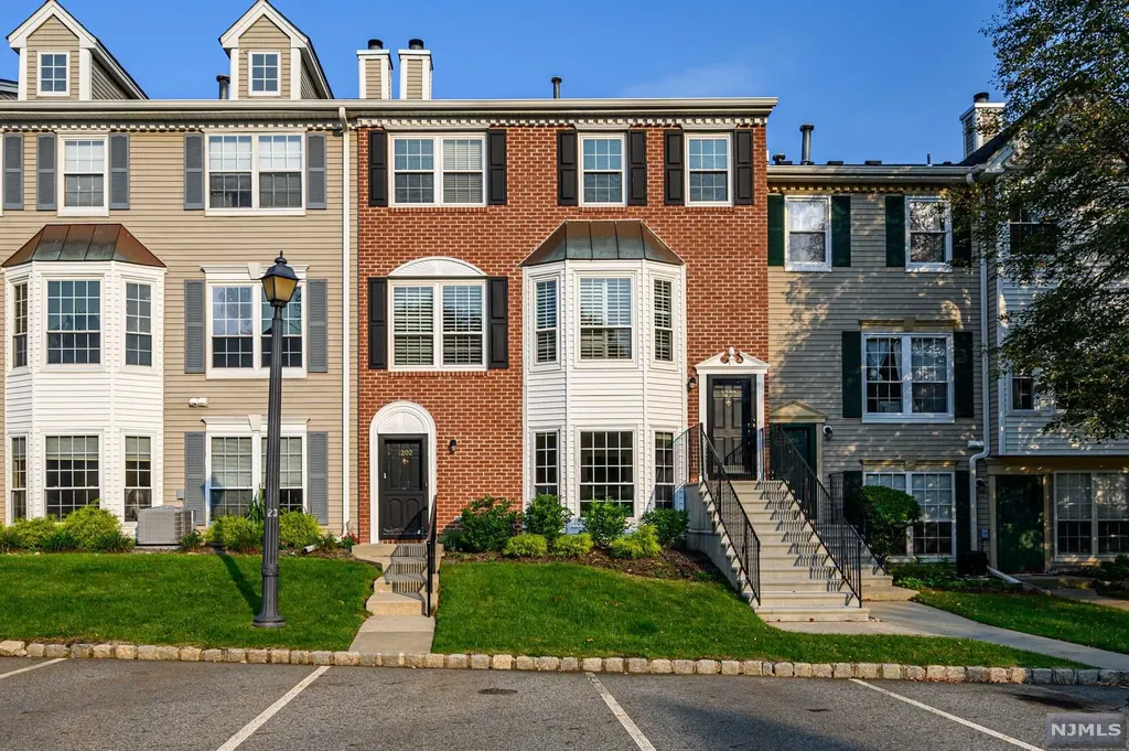 1202 Sycamore Lane Mahwah NJ 07430