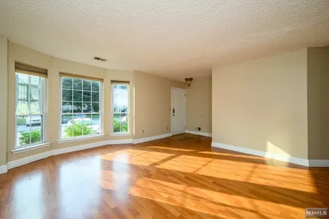 1202 Sycamore Lane Mahwah NJ 07430