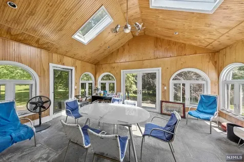 785 Aspen Way Franklin Lakes NJ 07417