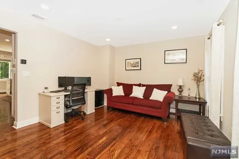 725 Rivenwood Road Franklin Lakes NJ 07417