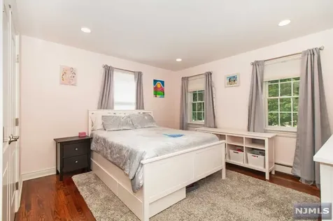725 Rivenwood Road Franklin Lakes NJ 07417