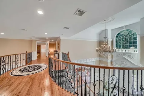 317 Briarly Drive Franklin Lakes NJ 07417