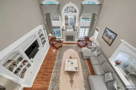 317 Briarly Drive Franklin Lakes NJ 07417