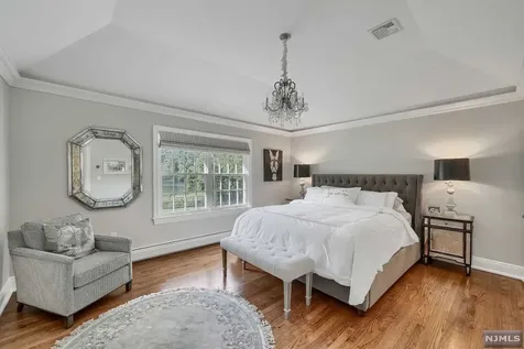 317 Briarly Drive Franklin Lakes NJ 07417